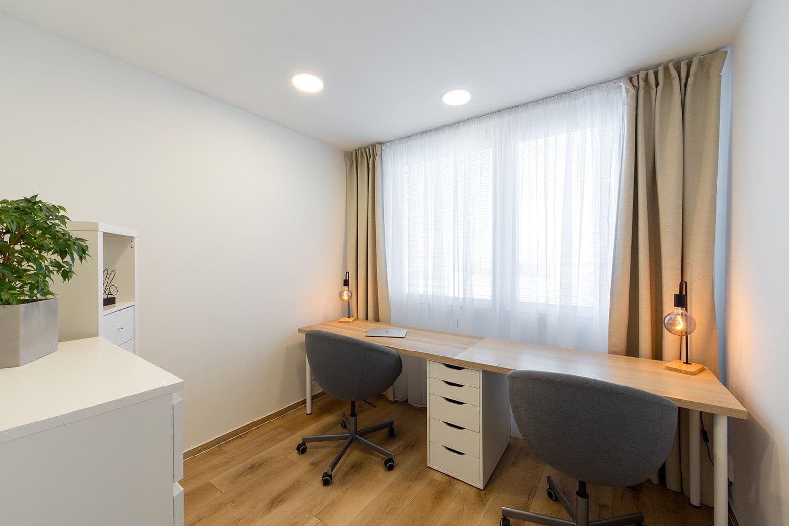 Prodej bytu 4+kk 80 m², Hurbanova, Praha, Praha Prodej bytu 4+kk 80 m², Hurbanova, Praha, Praha