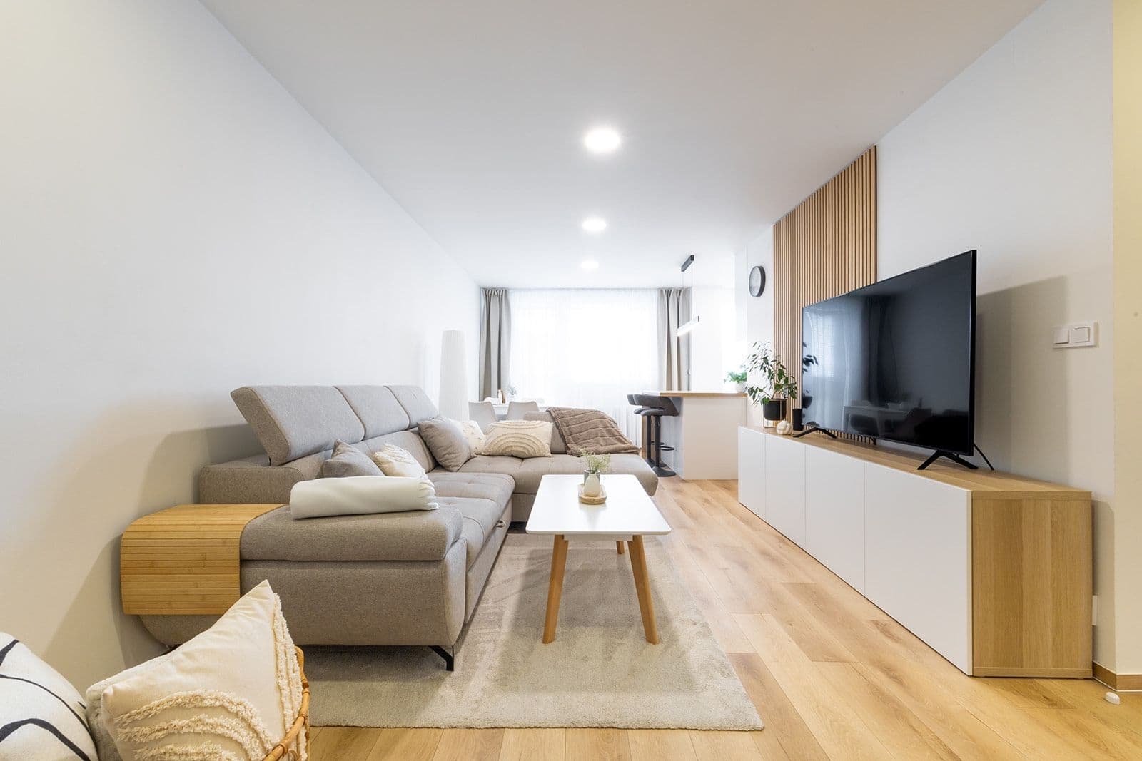 Prodej bytu 4+kk 80 m², Hurbanova, Praha, Praha Prodej bytu 4+kk 80 m², Hurbanova, Praha, Praha