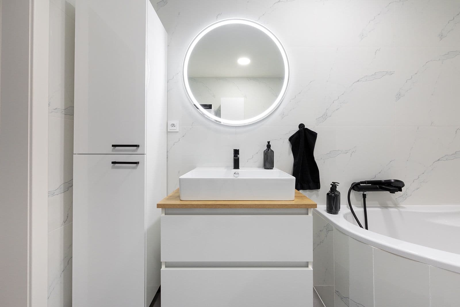 Prodej bytu 4+kk 80 m², Hurbanova, Praha, Praha Prodej bytu 4+kk 80 m², Hurbanova, Praha, Praha