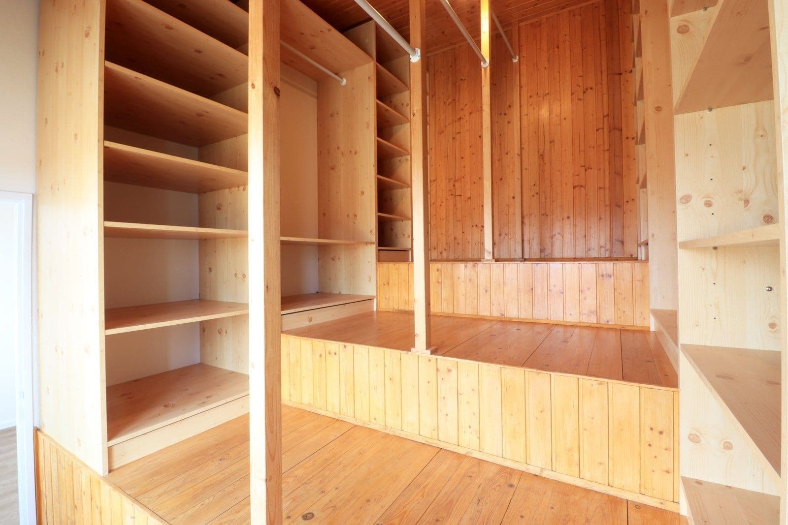 Pronájem bytu 5+1 200 m², Čajkovského, Praha, Praha Pronájem bytu 5+1 200 m², Čajkovského, Praha, Praha