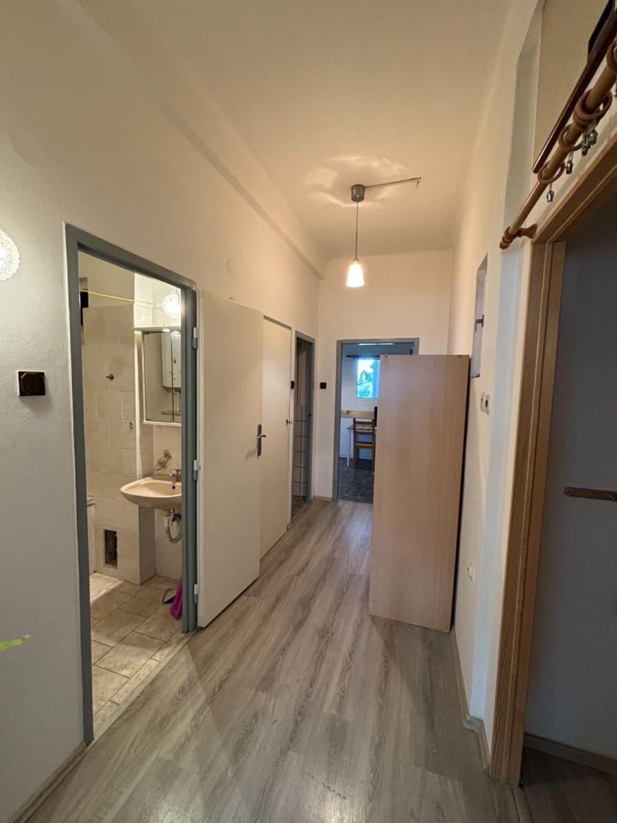 Pronájem bytu 2+1 52 m², K Moravině, Praha, Praha Pronájem bytu 2+1 52 m², K Moravině, Praha, Praha