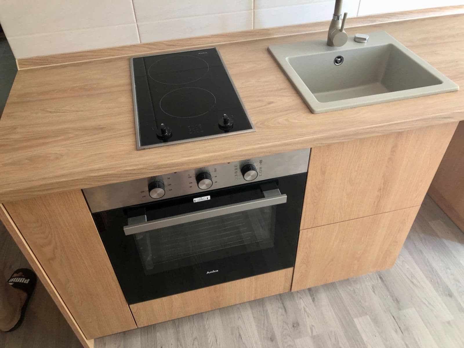 Pronájem bytu 1+kk 21 m², Škvorec, Středočeský kraj Pronájem bytu 1+kk 21 m², Škvorec, Středočeský kraj