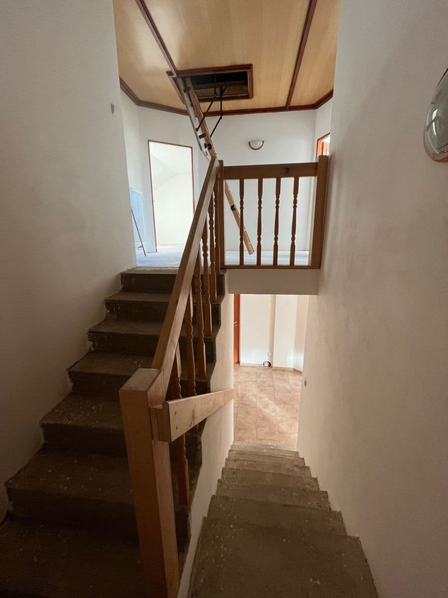 Prodej domu 173 m², pozemek 777 m², Sázava, Kraj Vysočina Prodej domu 173 m², pozemek 777 m², Sázava, Kraj Vysočina