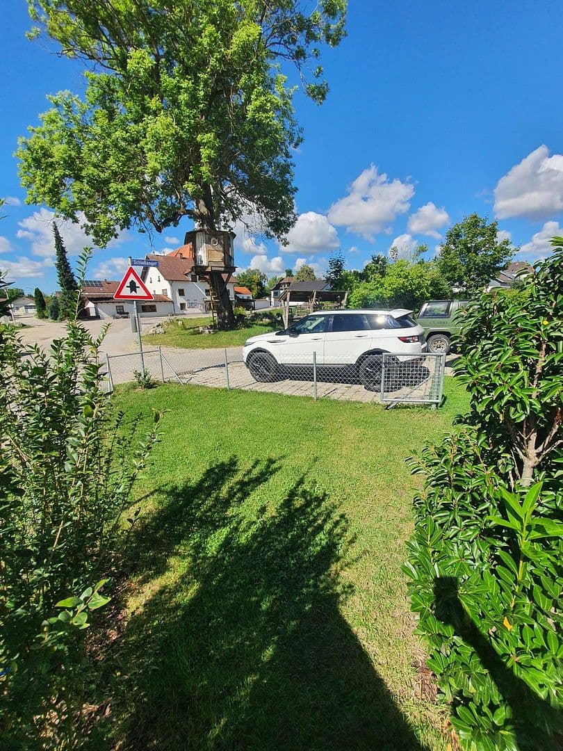 Pronájem bytu 4+1 104 m², Aham, Bavorsko Pronájem bytu 4+1 104 m², Aham, Bavorsko