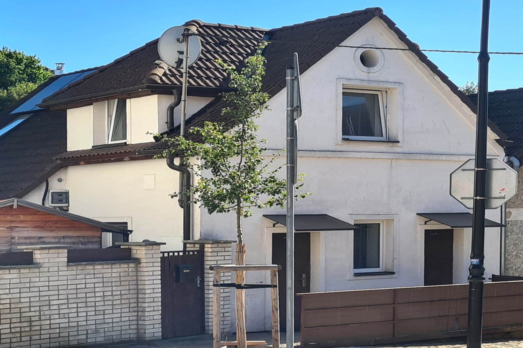Prodej domu 126 m², pozemek 26 m², Pražská, Stříbrná Skalice, Středočeský kraj Prodej domu 126 m², pozemek 26 m², Pražská, Stříbrná Skalice, Středočeský kraj