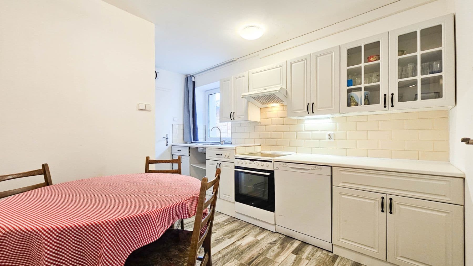 Prodej domu 126 m², pozemek 26 m², Pražská, Stříbrná Skalice, Středočeský kraj Prodej domu 126 m², pozemek 26 m², Pražská, Stříbrná Skalice, Středočeský kraj