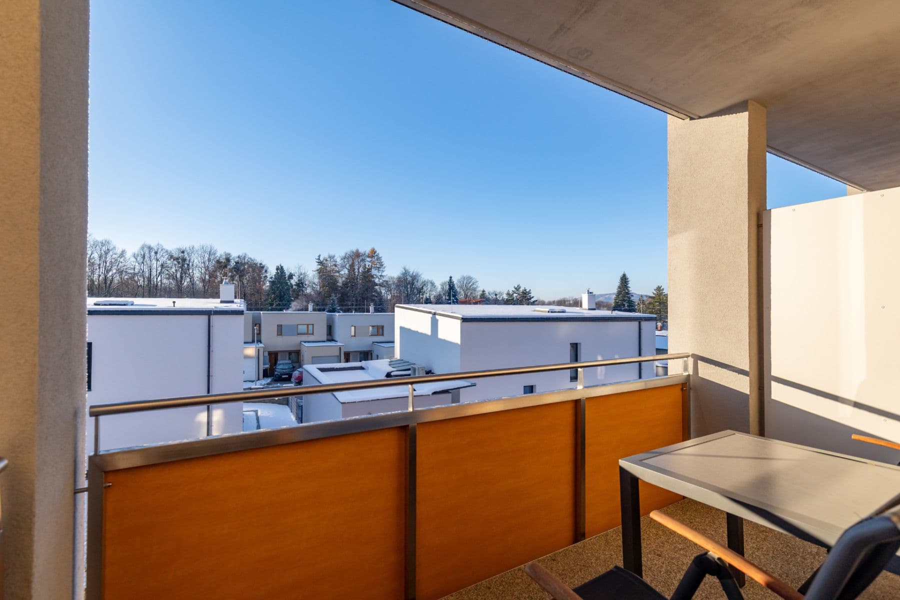 Prodej bytu 2+kk 63 m², Nové Dvory-Podhůří, Frýdek-Místek, Moravskoslezský kraj Prodej bytu 2+kk 63 m², Nové Dvory-Podhůří, Frýdek-Místek, Moravskoslezský kraj