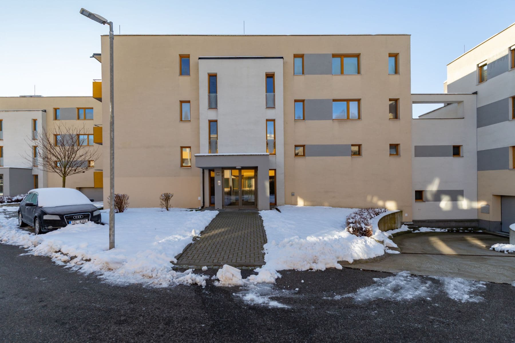 Prodej bytu 2+kk 63 m², Nové Dvory-Podhůří, Frýdek-Místek, Moravskoslezský kraj Prodej bytu 2+kk 63 m², Nové Dvory-Podhůří, Frýdek-Místek, Moravskoslezský kraj