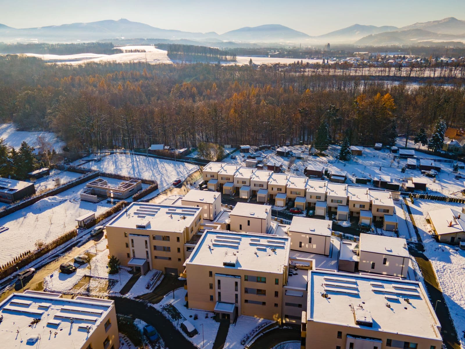 Prodej bytu 2+kk 63 m², Nové Dvory-Podhůří, Frýdek-Místek, Moravskoslezský kraj Prodej bytu 2+kk 63 m², Nové Dvory-Podhůří, Frýdek-Místek, Moravskoslezský kraj