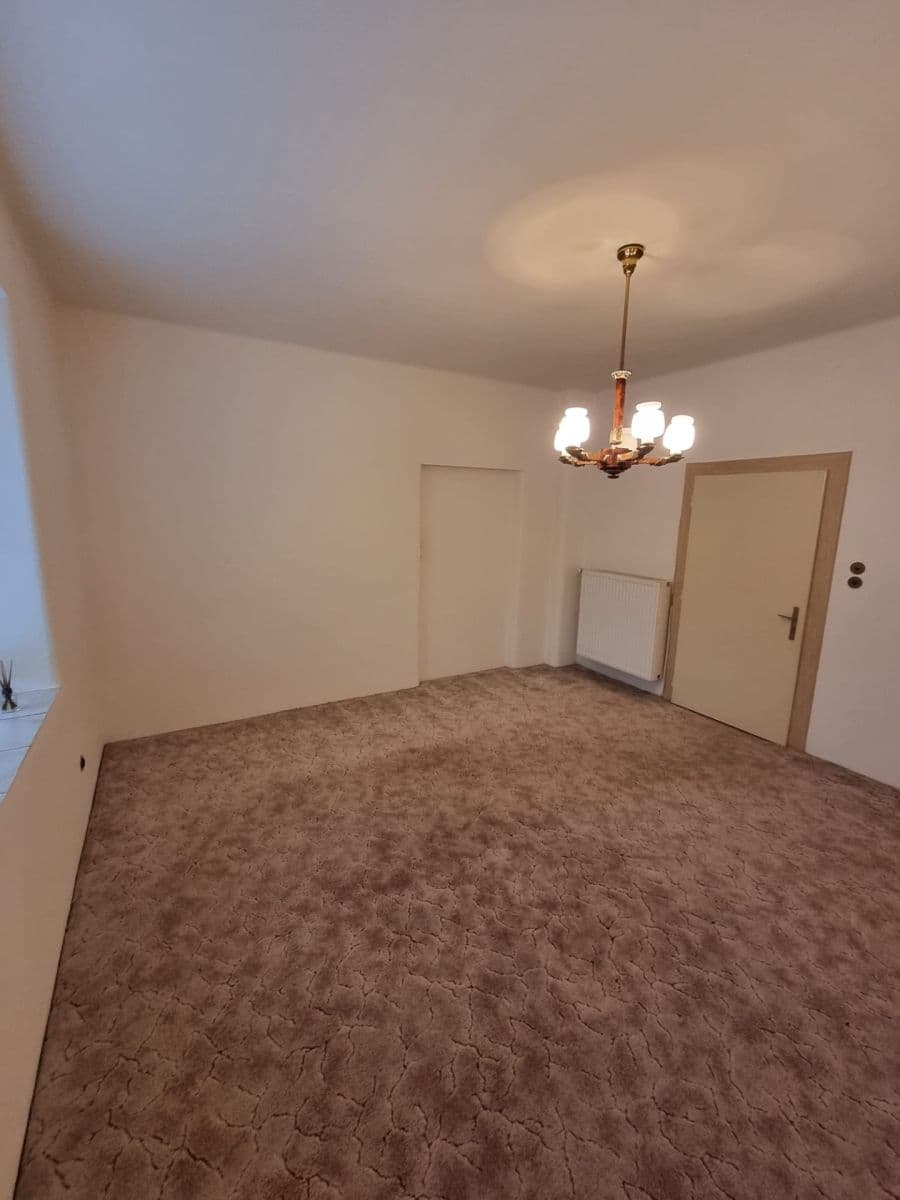 Pronájem domu 200 m², pozemek 850 m², Fügnerova, Valašské Meziříčí, Zlínský kraj Pronájem domu 200 m², pozemek 850 m², Fügnerova, Valašské Meziříčí, Zlínský kraj