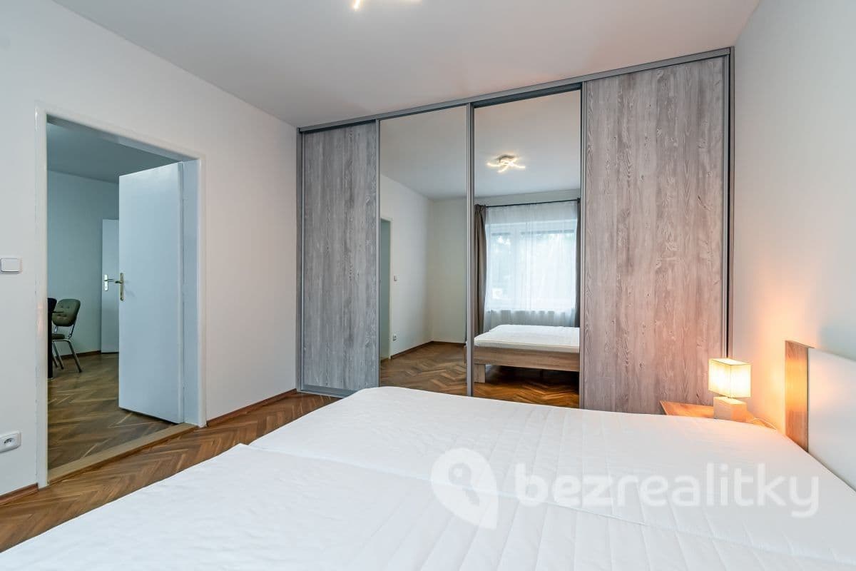 Pronájem bytu 2+1 55 m², Olešnická, Praha, Praha Pronájem bytu 2+1 55 m², Olešnická, Praha, Praha