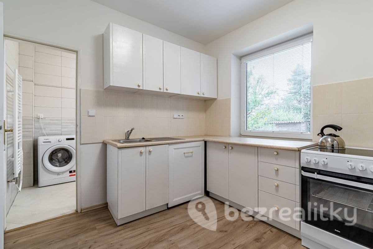 Pronájem bytu 2+1 55 m², Olešnická, Praha, Praha Pronájem bytu 2+1 55 m², Olešnická, Praha, Praha