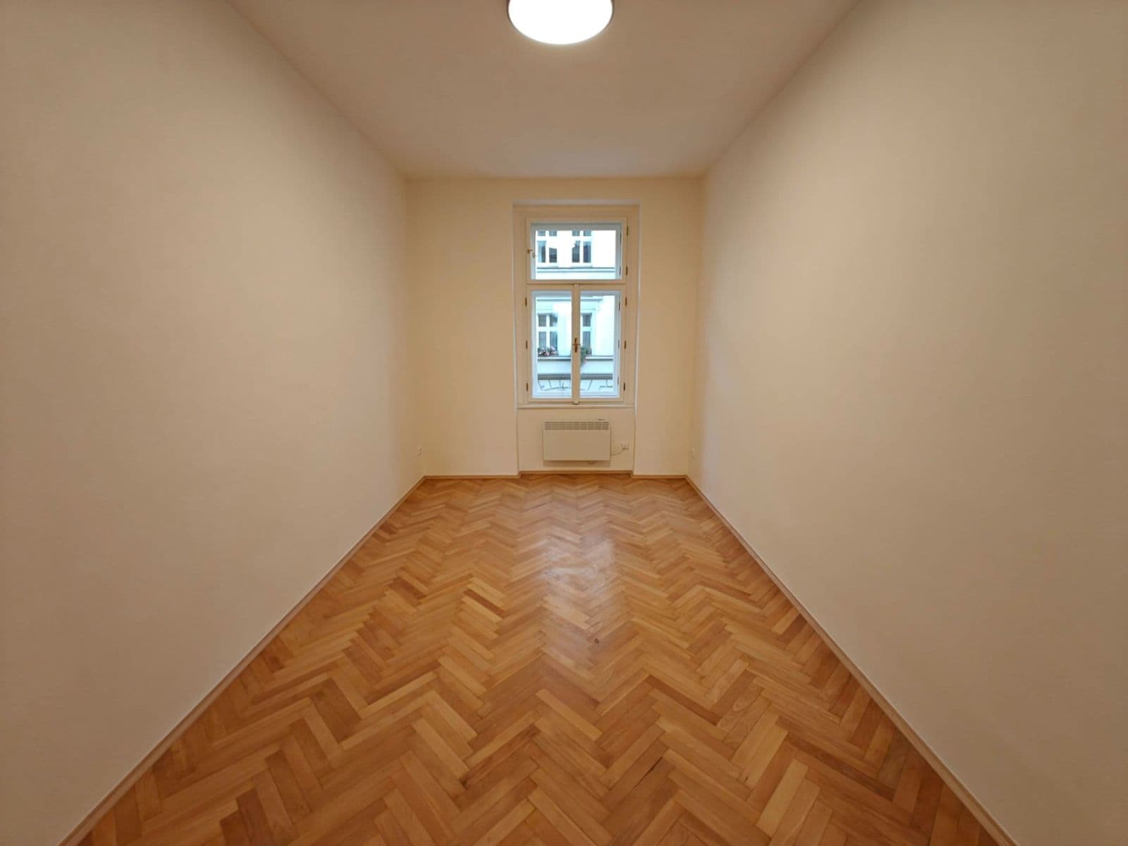 Pronájem bytu 1+1 34 m², Vlkova, Praha, Praha Pronájem bytu 1+1 34 m², Vlkova, Praha, Praha