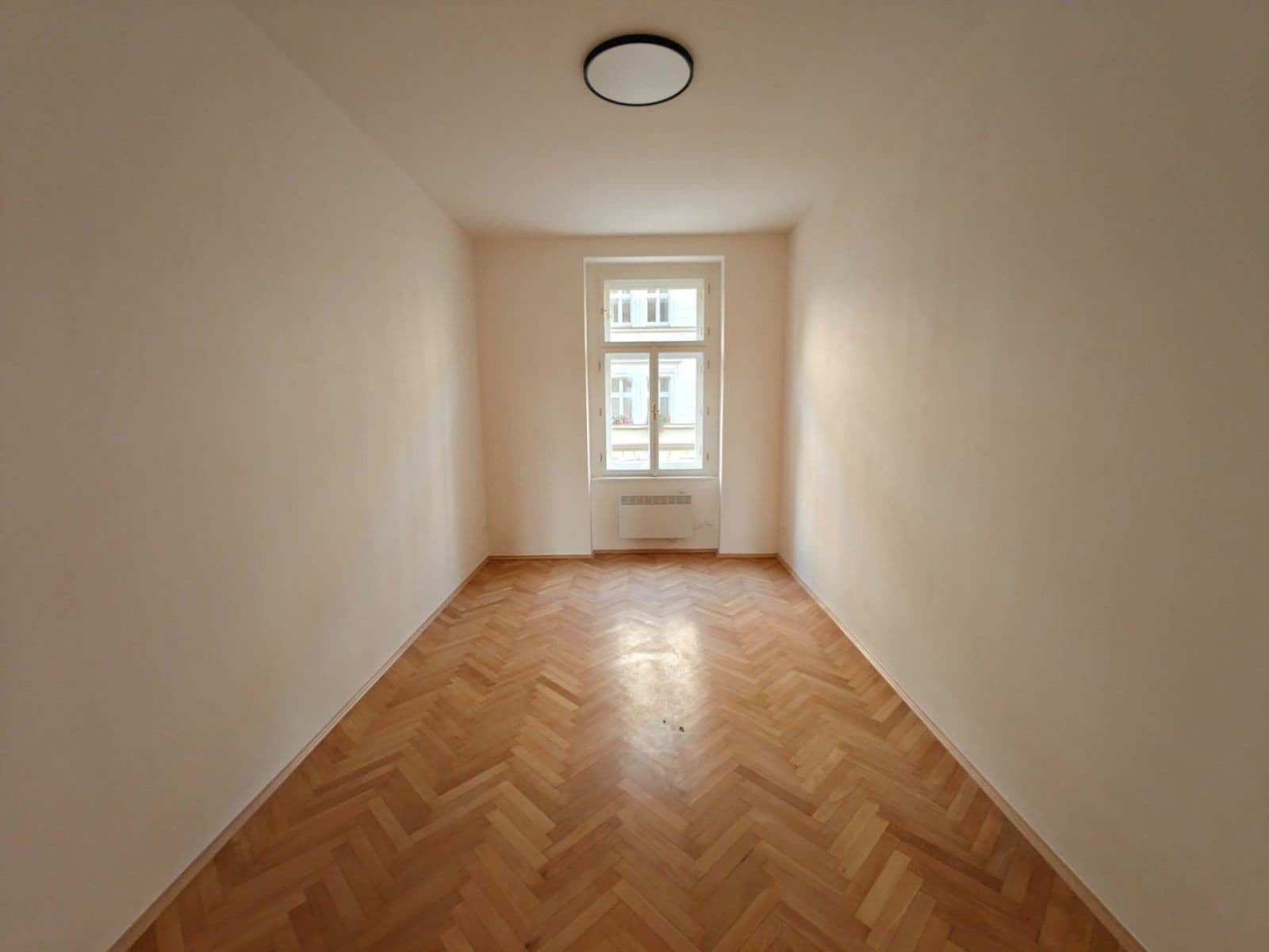 Pronájem bytu 1+1 34 m², Vlkova, Praha, Praha Pronájem bytu 1+1 34 m², Vlkova, Praha, Praha