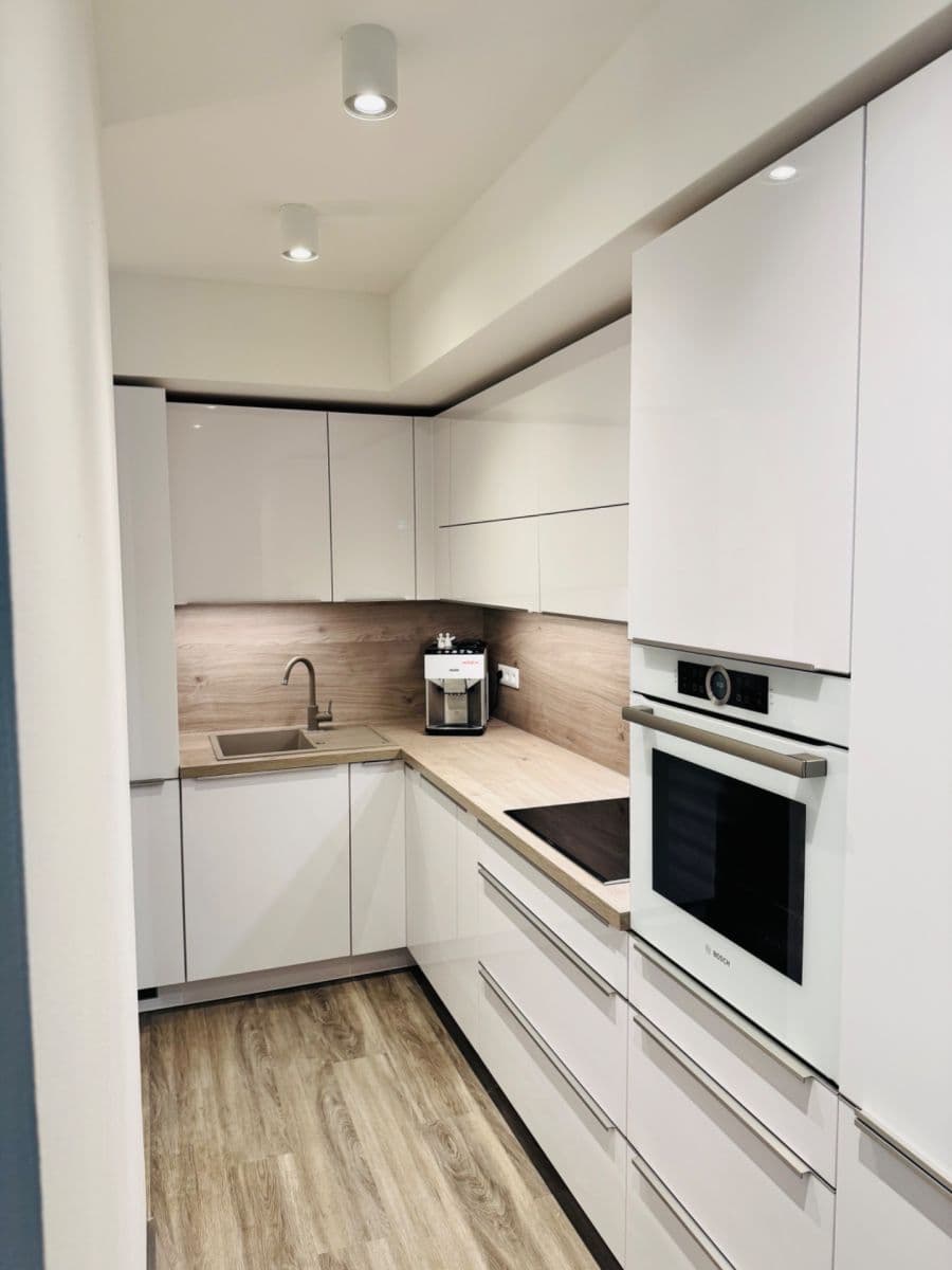 Prodej bytu 3+kk 70 m², Nad Paloučkem, Beroun, Středočeský kraj Prodej bytu 3+kk 70 m², Nad Paloučkem, Beroun, Středočeský kraj