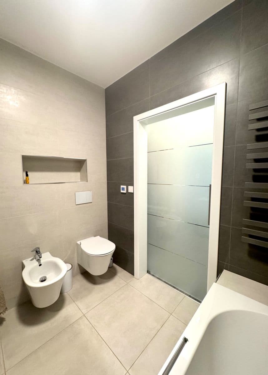 Prodej bytu 3+kk 70 m², Nad Paloučkem, Beroun, Středočeský kraj Prodej bytu 3+kk 70 m², Nad Paloučkem, Beroun, Středočeský kraj