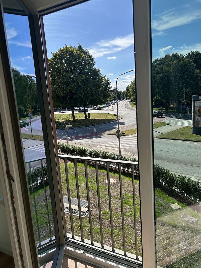 Pronájem bytu 3+1 75 m², Berliner Platz 1, Lübeck, Šlesvicko-Holštýnsko Pronájem bytu 3+1 75 m², Berliner Platz 1, Lübeck, Šlesvicko-Holštýnsko