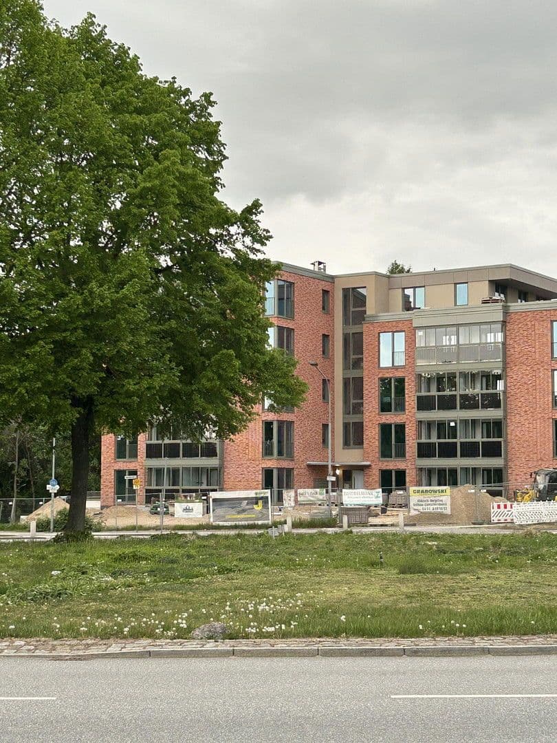 Pronájem bytu 3+1 75 m², Berliner Platz 1, Lübeck, Šlesvicko-Holštýnsko Pronájem bytu 3+1 75 m², Berliner Platz 1, Lübeck, Šlesvicko-Holštýnsko