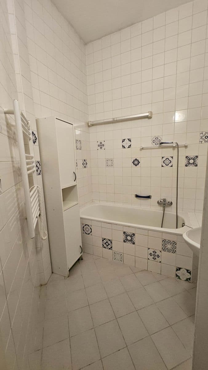 Pronájem bytu 2+kk 42 m², Horní, Praha, Praha Pronájem bytu 2+kk 42 m², Horní, Praha, Praha