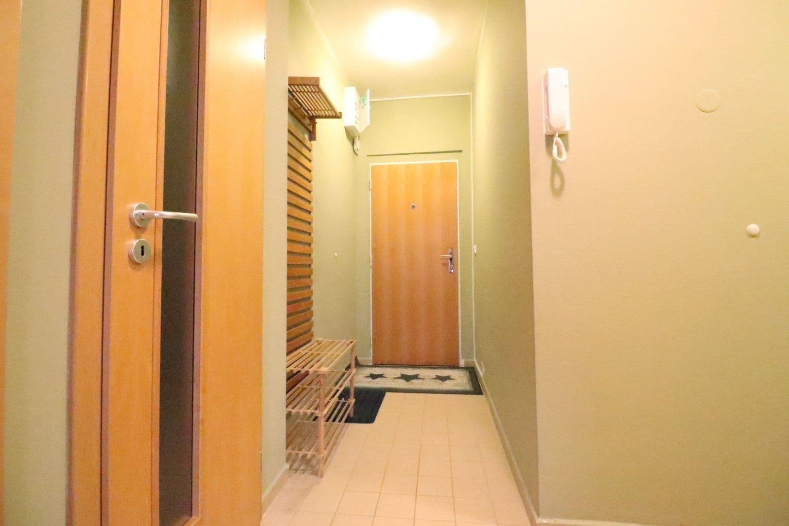 Pronájem bytu 3+kk 81 m², Hořelické náměstí, Rudná, Středočeský kraj Pronájem bytu 3+kk 81 m², Hořelické náměstí, Rudná, Středočeský kraj