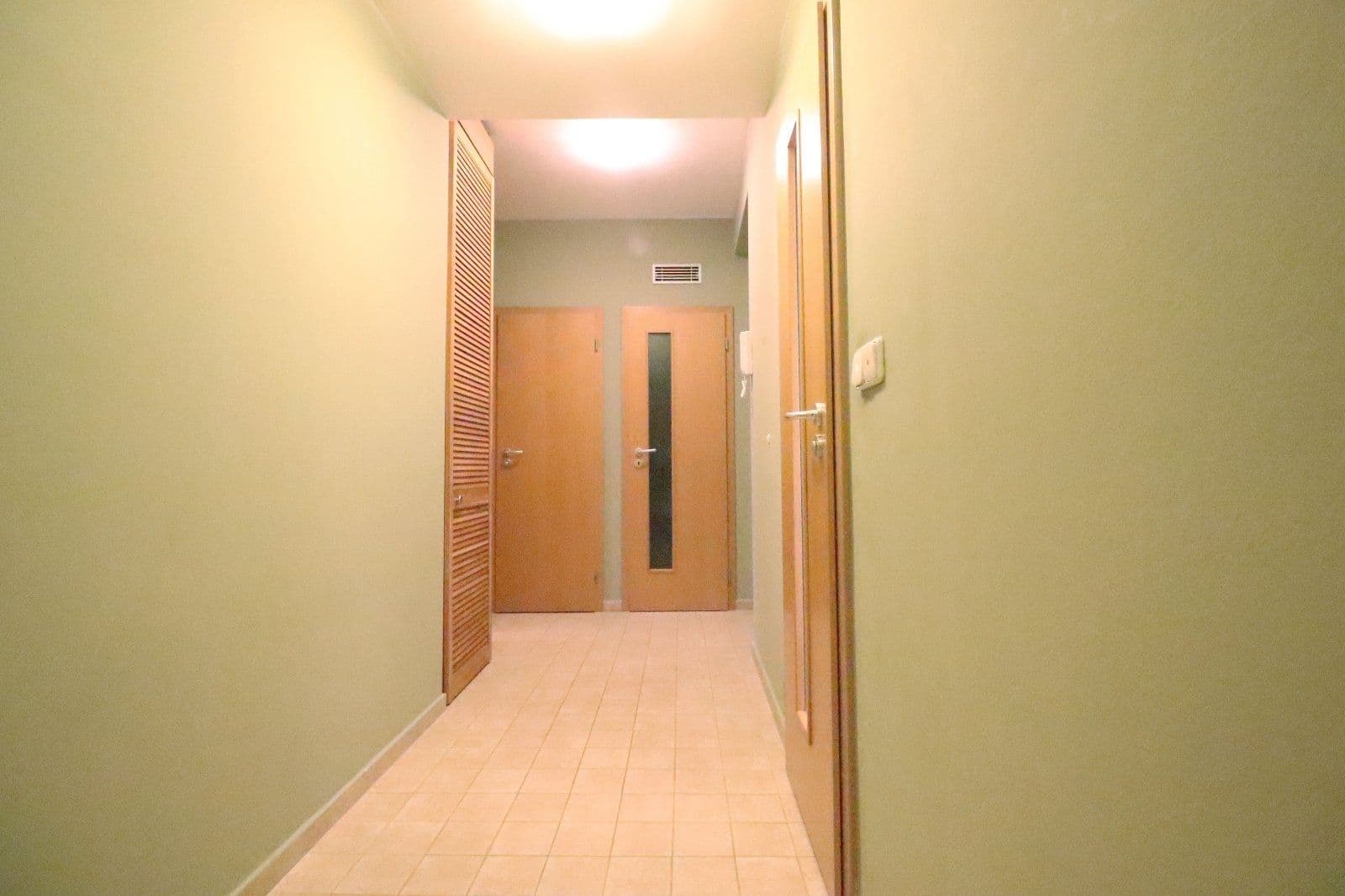 Pronájem bytu 3+kk 81 m², Hořelické náměstí, Rudná, Středočeský kraj Pronájem bytu 3+kk 81 m², Hořelické náměstí, Rudná, Středočeský kraj