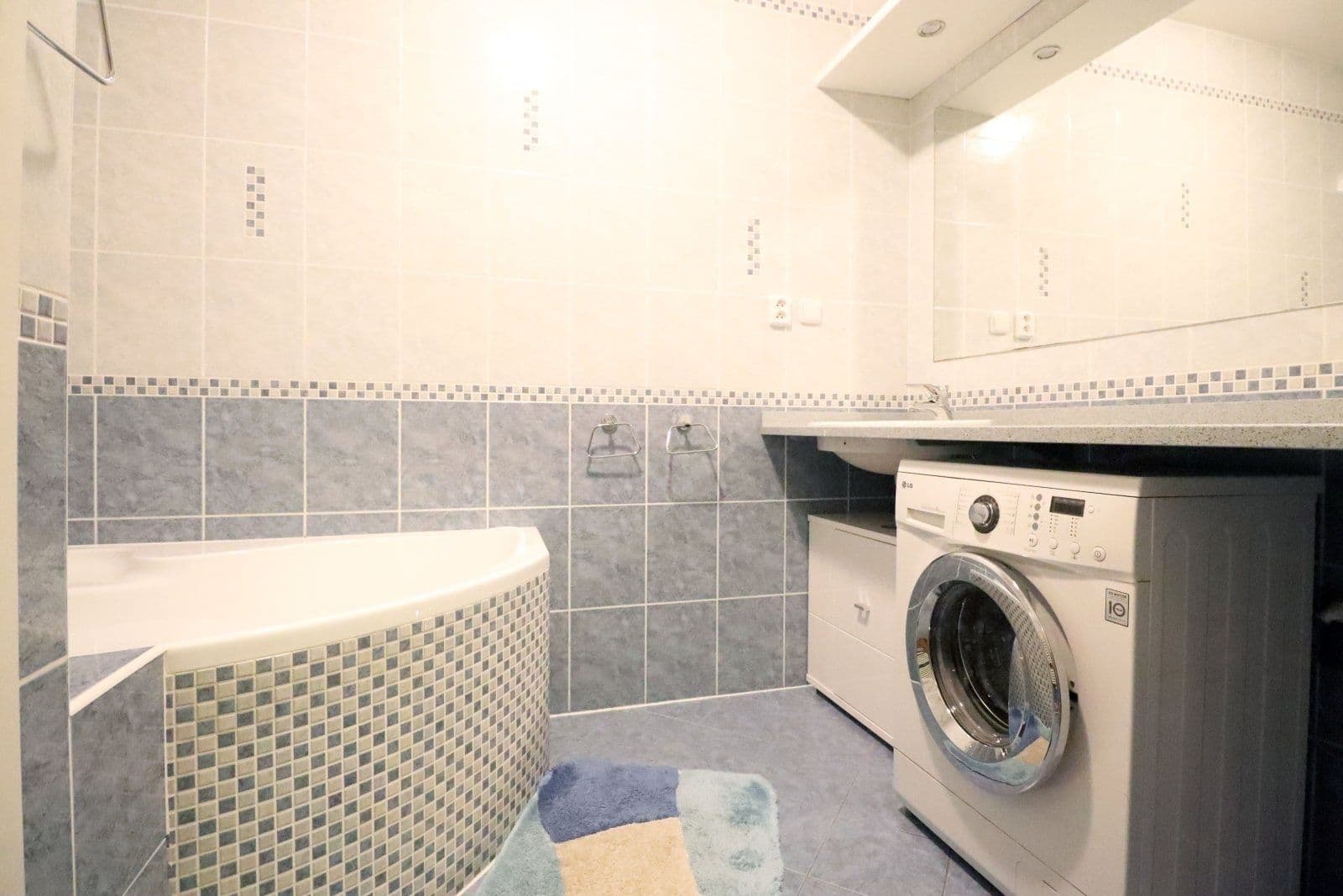Pronájem bytu 3+kk 81 m², Hořelické náměstí, Rudná, Středočeský kraj Pronájem bytu 3+kk 81 m², Hořelické náměstí, Rudná, Středočeský kraj