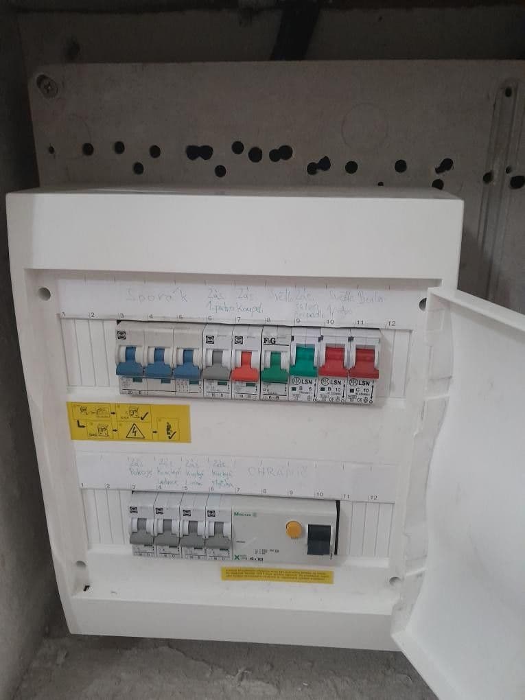 Prodej chaty, chalupy 60 m², pozemek 257 m², Kostelec nad Labem, Středočeský kraj Prodej chaty, chalupy 60 m², pozemek 257 m², Kostelec nad Labem, Středočeský kraj
