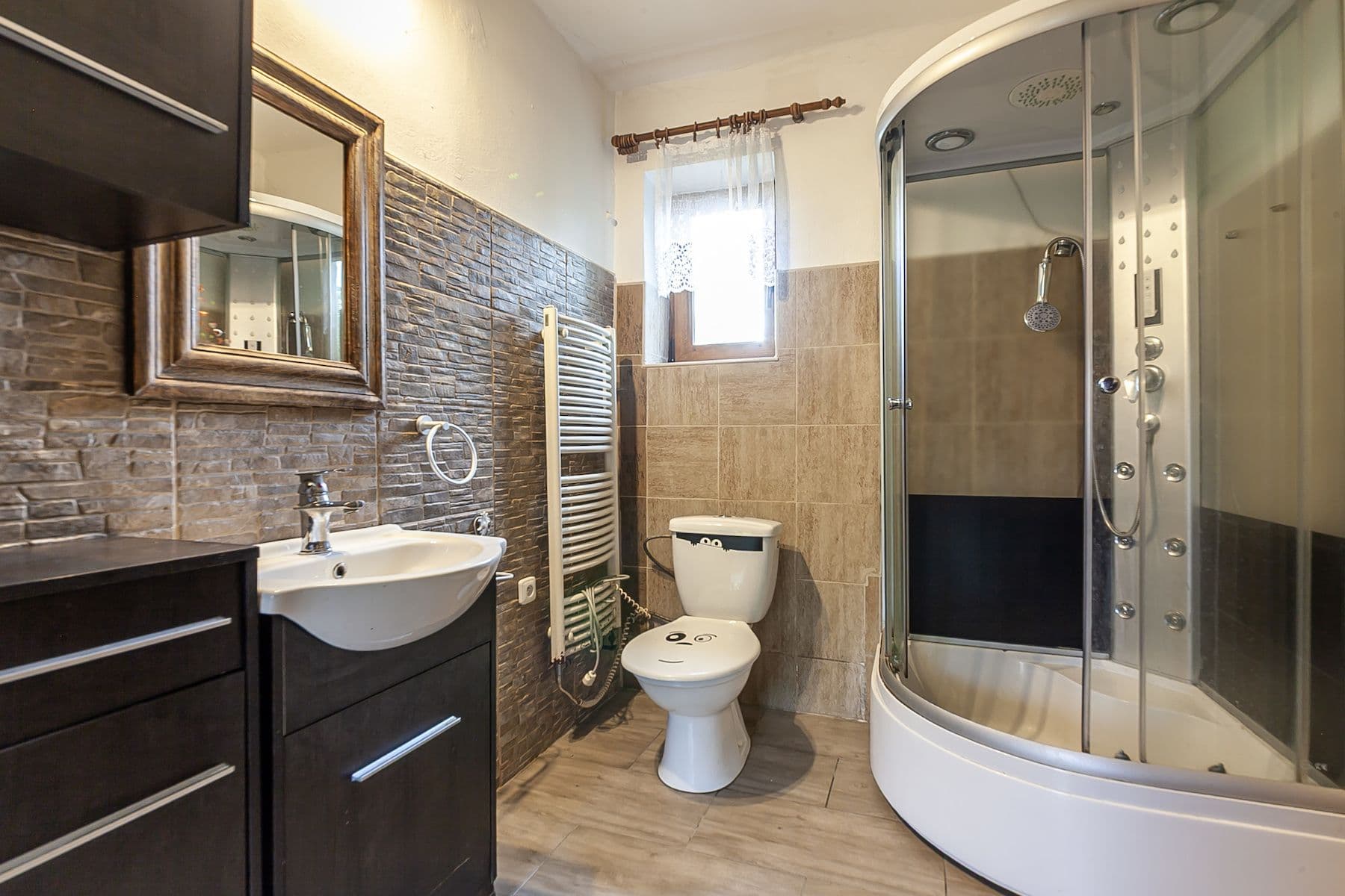 Prodej domu 140 m², pozemek 410 m², Nečín, Středočeský kraj Prodej domu 140 m², pozemek 410 m², Nečín, Středočeský kraj