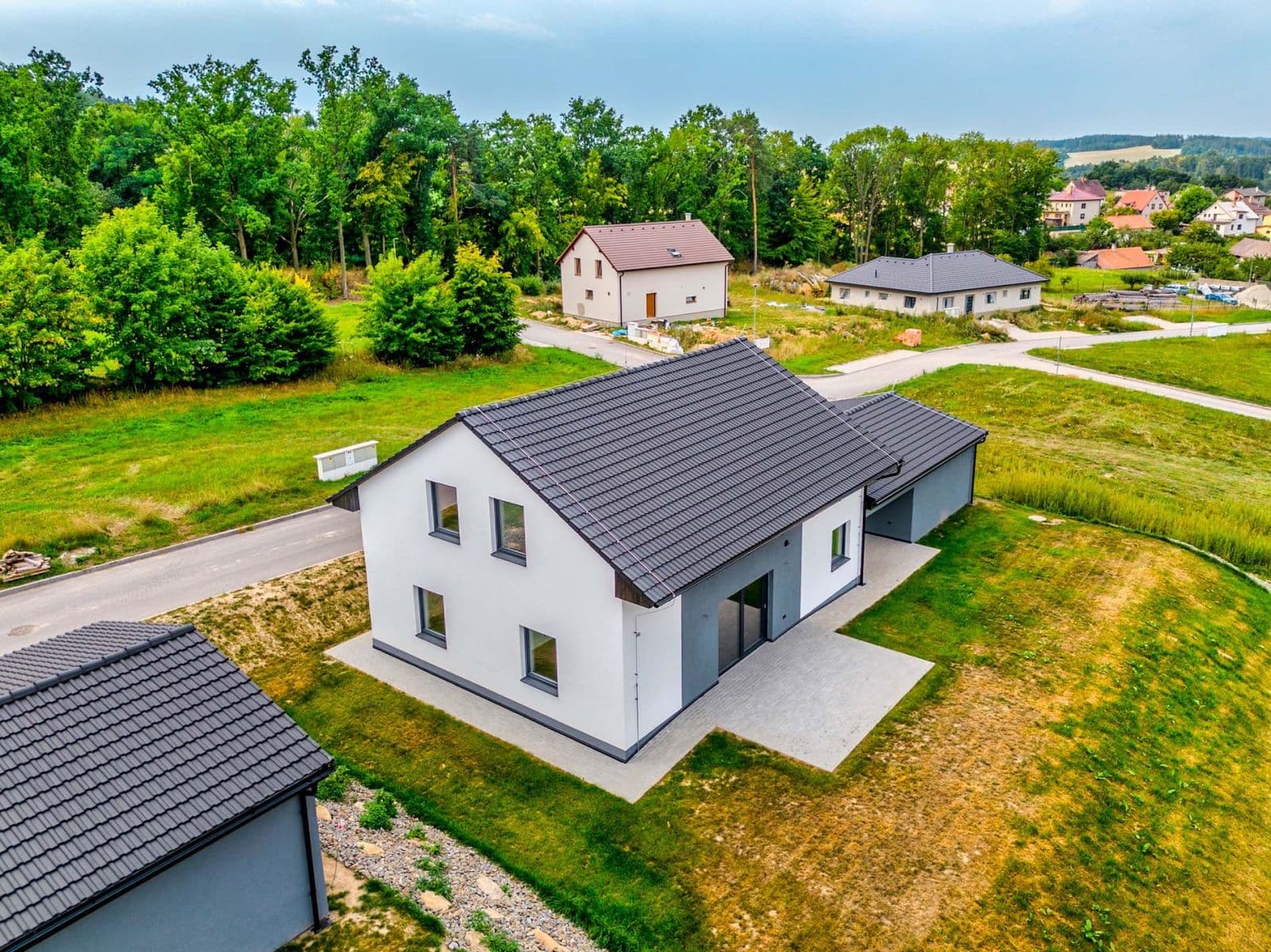 Prodej domu 248 m², pozemek 1.000 m², Louňovice pod Blaníkem, Středočeský kraj Prodej domu 248 m², pozemek 1.000 m², Louňovice pod Blaníkem, Středočeský kraj