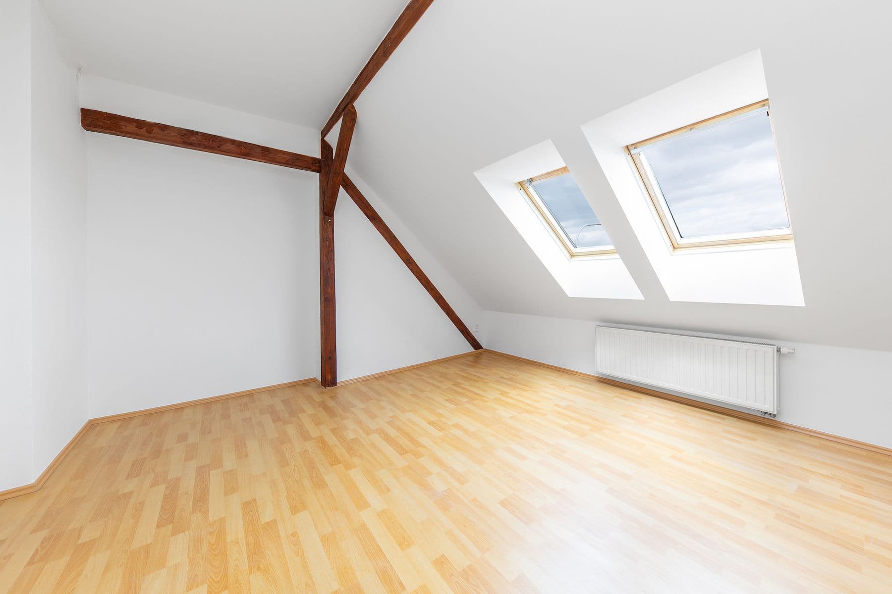 Prodej bytu 2+1 95 m², Přerovská, Olomouc, Olomoucký kraj Prodej bytu 2+1 95 m², Přerovská, Olomouc, Olomoucký kraj