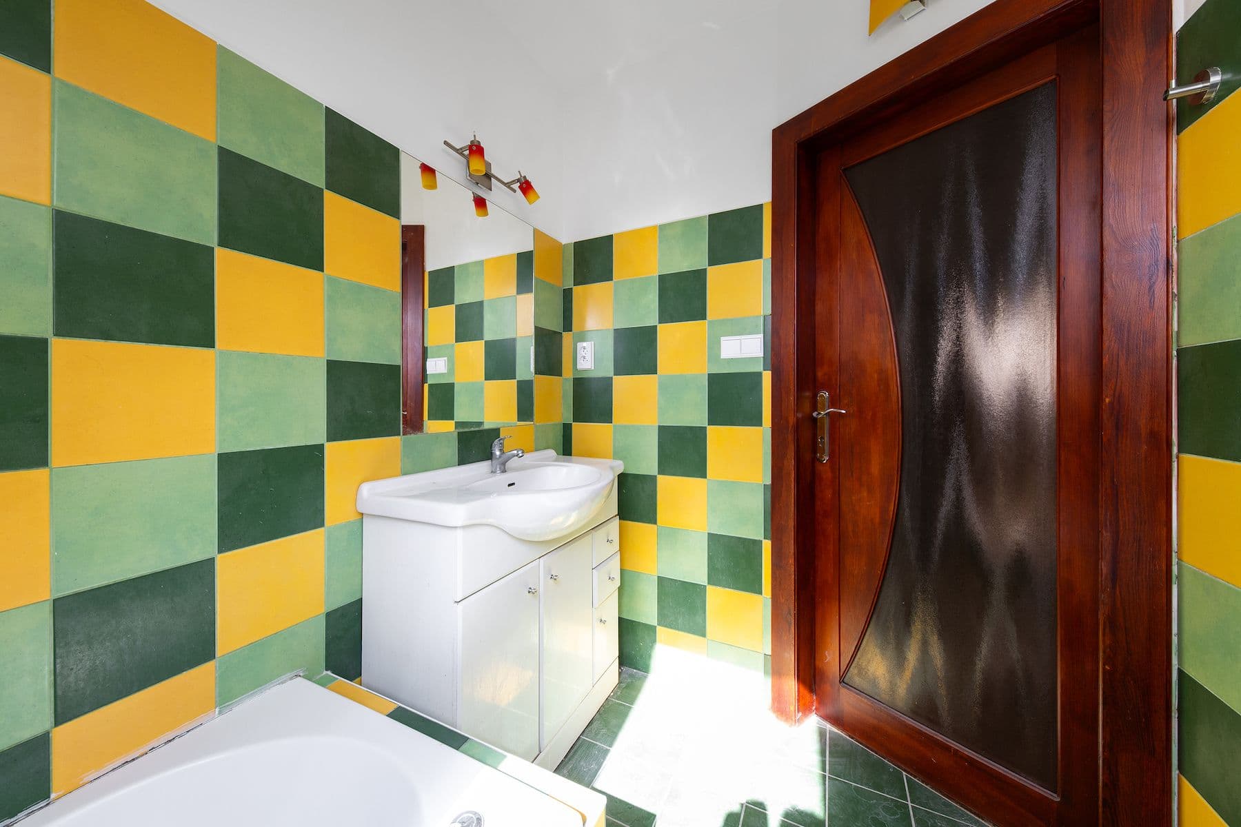 Prodej bytu 2+1 95 m², Přerovská, Olomouc, Olomoucký kraj Prodej bytu 2+1 95 m², Přerovská, Olomouc, Olomoucký kraj