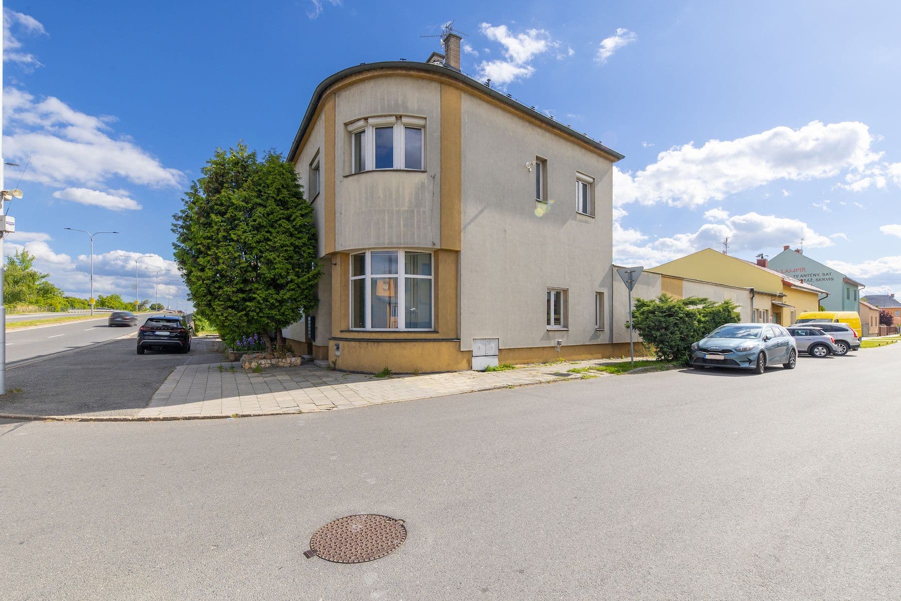 Prodej bytu 2+1 95 m², Přerovská, Olomouc, Olomoucký kraj Prodej bytu 2+1 95 m², Přerovská, Olomouc, Olomoucký kraj