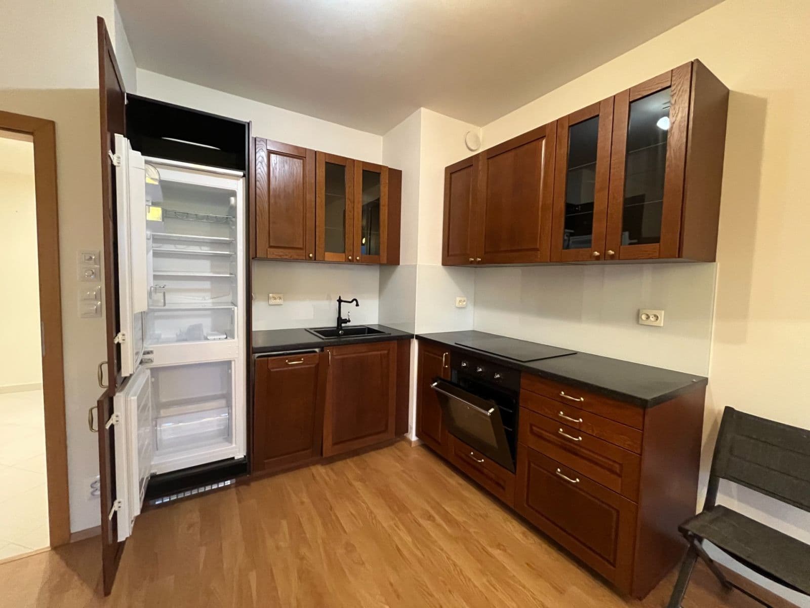 Prodej bytu 3+kk 94 m², Sazovická, Praha, Praha Prodej bytu 3+kk 94 m², Sazovická, Praha, Praha
