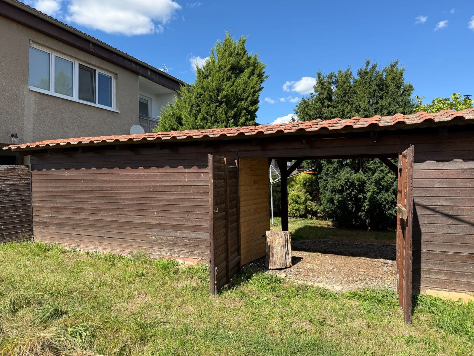 Prodej domu 200 m², pozemek 233 m², Tymákov, Plzeňský kraj Prodej domu 200 m², pozemek 233 m², Tymákov, Plzeňský kraj