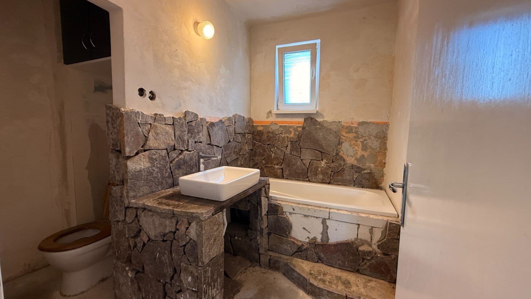 Prodej domu 200 m², pozemek 233 m², Tymákov, Plzeňský kraj Prodej domu 200 m², pozemek 233 m², Tymákov, Plzeňský kraj