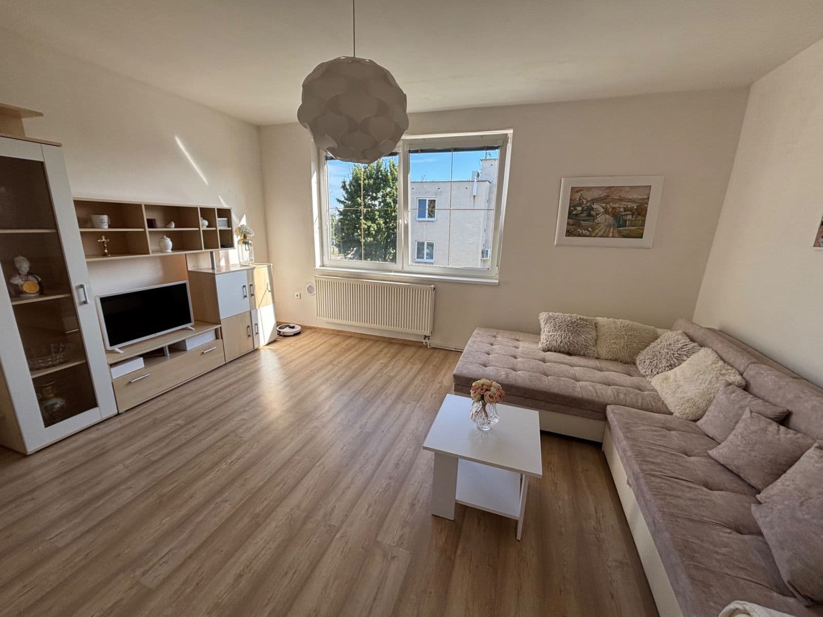 Prodej bytu 3+1 72 m², 9. května, Hrušovany nad Jevišovkou, Jihomoravský kraj Prodej bytu 3+1 72 m², 9. května, Hrušovany nad Jevišovkou, Jihomoravský kraj