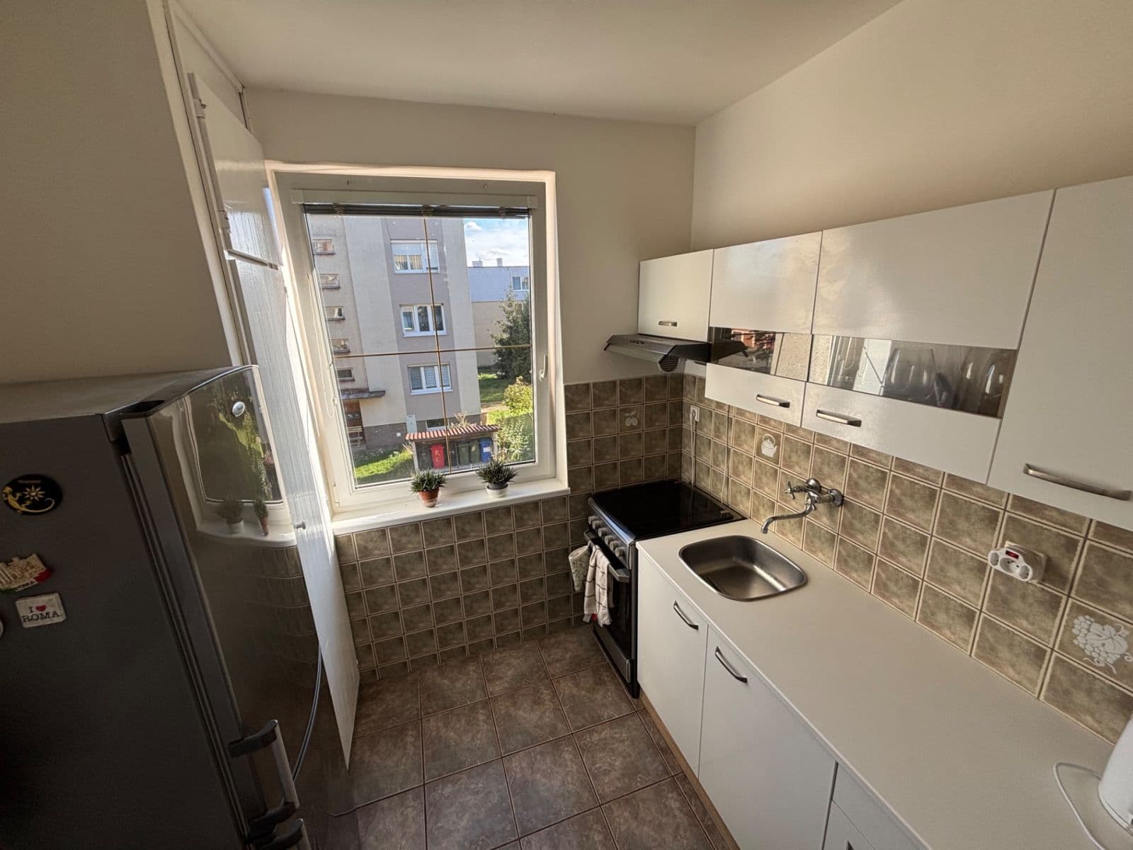 Prodej bytu 3+1 72 m², 9. května, Hrušovany nad Jevišovkou, Jihomoravský kraj Prodej bytu 3+1 72 m², 9. května, Hrušovany nad Jevišovkou, Jihomoravský kraj