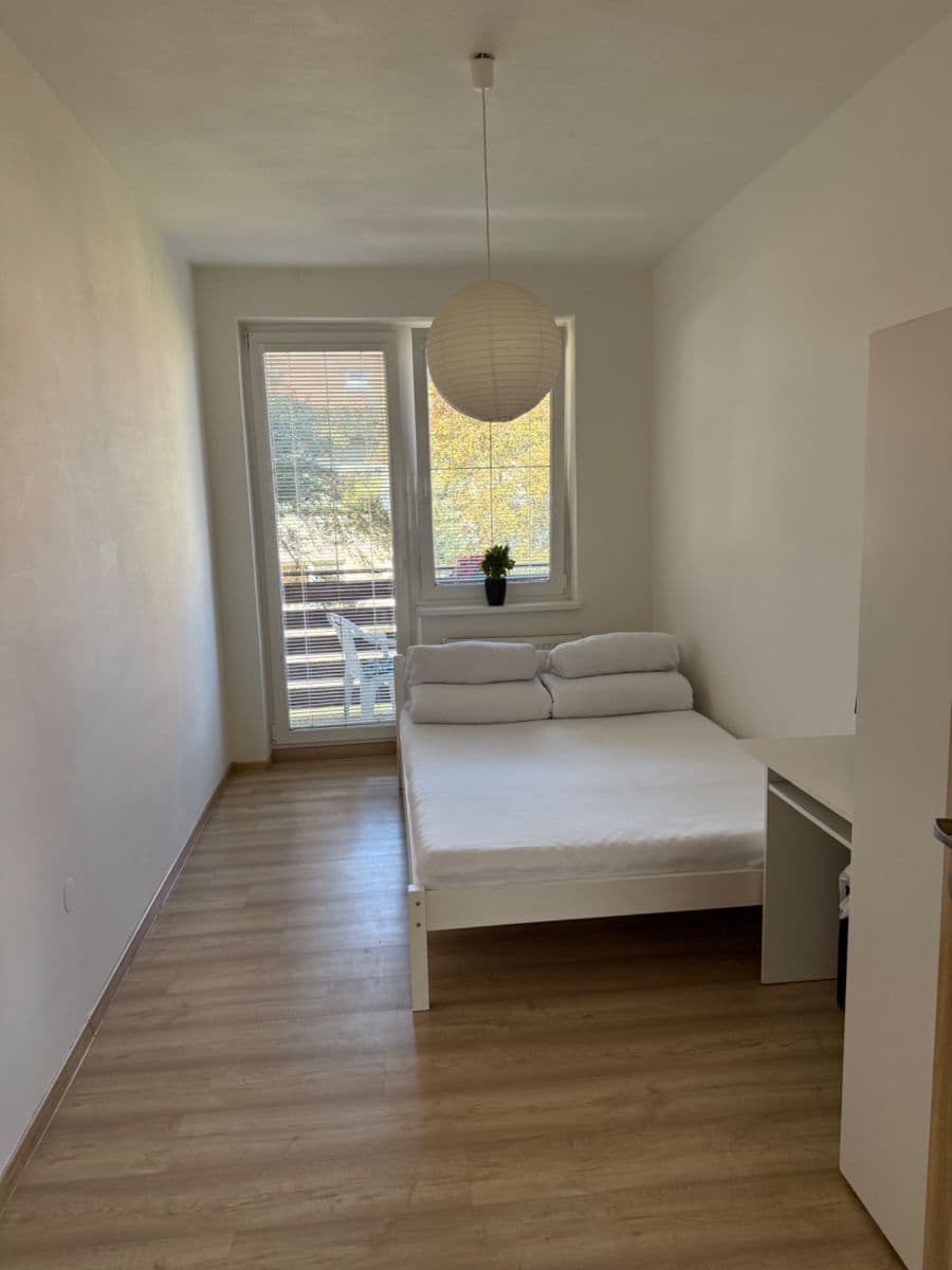 Prodej bytu 3+1 72 m², 9. května, Hrušovany nad Jevišovkou, Jihomoravský kraj Prodej bytu 3+1 72 m², 9. května, Hrušovany nad Jevišovkou, Jihomoravský kraj