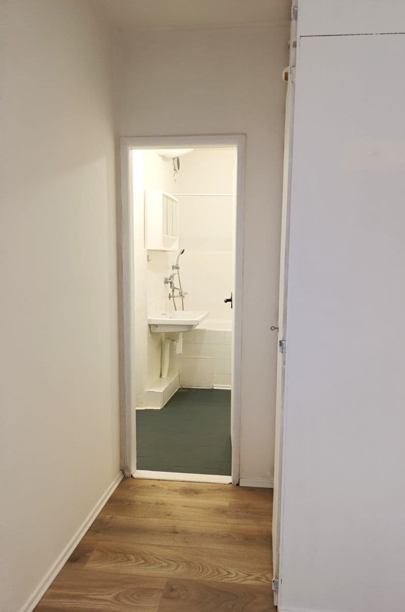 Pronájem bytu 2+kk 38 m², Sládkovičova, Praha, Praha Pronájem bytu 2+kk 38 m², Sládkovičova, Praha, Praha