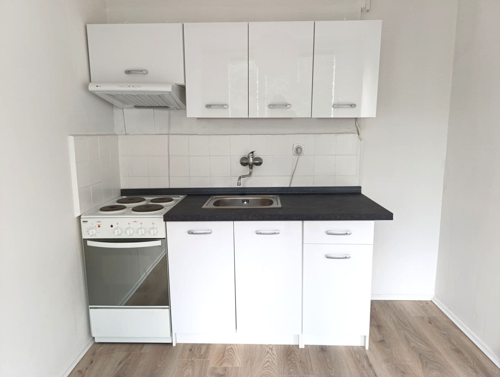 Pronájem bytu 2+kk 38 m², Sládkovičova, Praha, Praha Pronájem bytu 2+kk 38 m², Sládkovičova, Praha, Praha