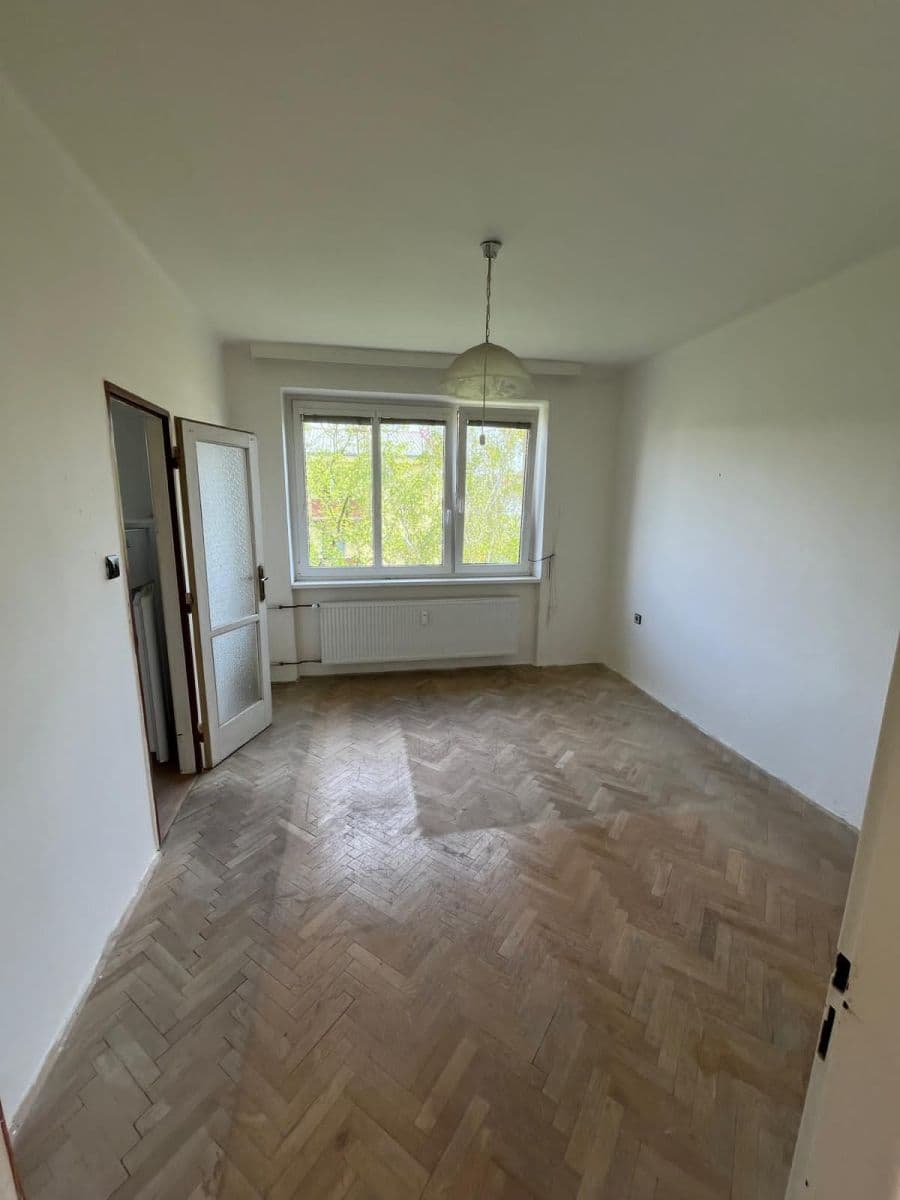 Pronájem bytu 2+1 53 m², Štefánikova, Louny, Ústecký kraj Pronájem bytu 2+1 53 m², Štefánikova, Louny, Ústecký kraj