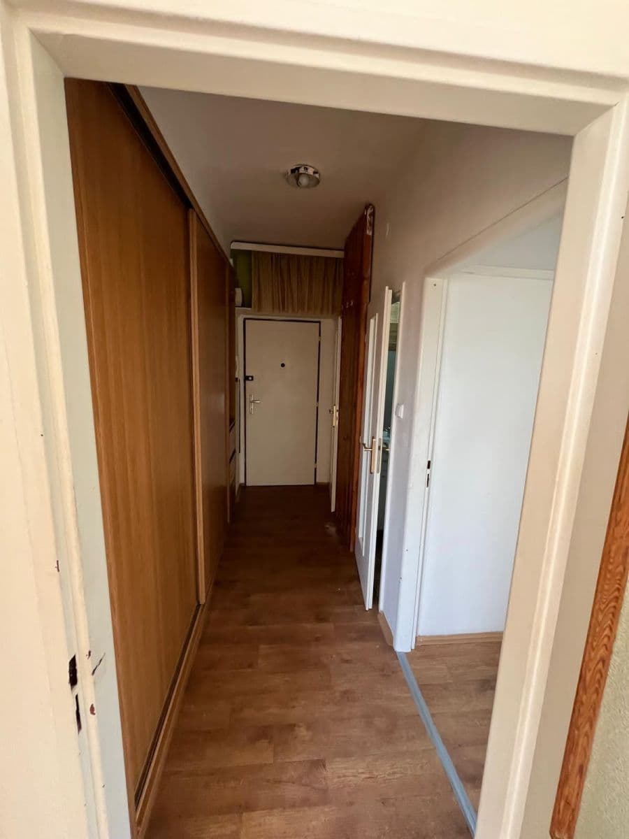 Pronájem bytu 2+1 53 m², Štefánikova, Louny, Ústecký kraj Pronájem bytu 2+1 53 m², Štefánikova, Louny, Ústecký kraj