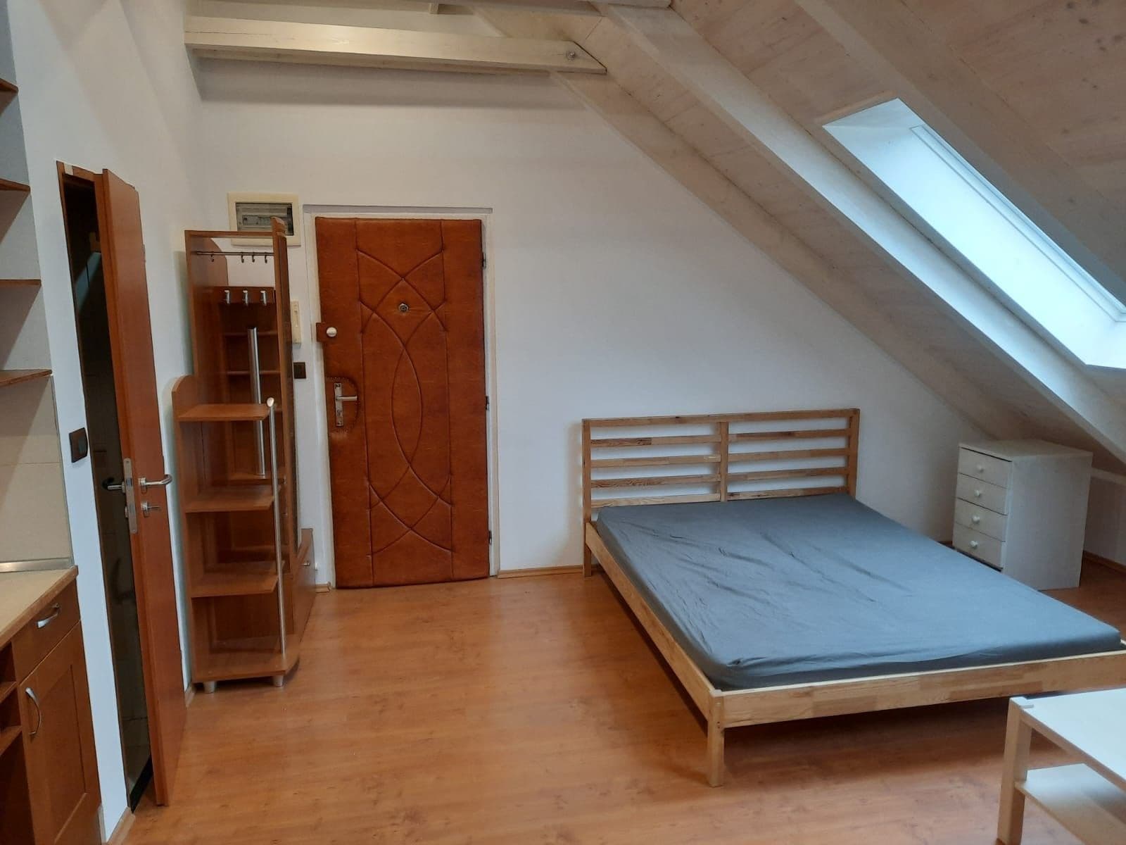 Prodej bytu 1+kk 39 m², Pod Rybníčkem, Praha, Praha Prodej bytu 1+kk 39 m², Pod Rybníčkem, Praha, Praha