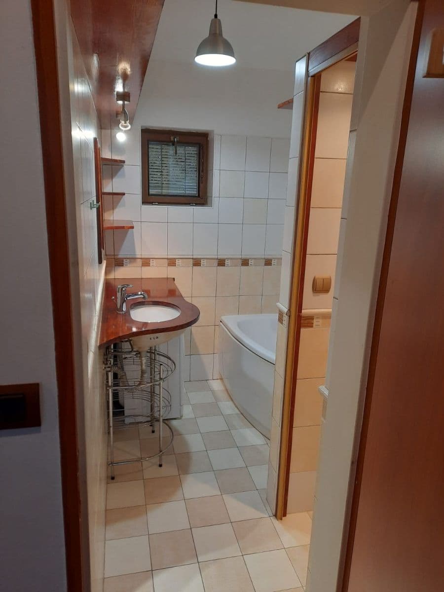 Prodej bytu 1+kk 39 m², Pod Rybníčkem, Praha, Praha Prodej bytu 1+kk 39 m², Pod Rybníčkem, Praha, Praha