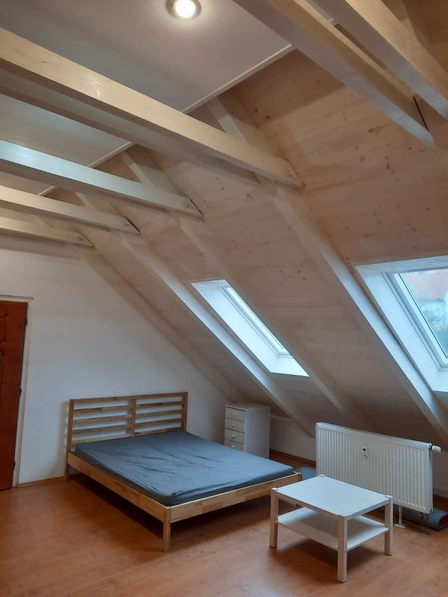 Prodej bytu 1+kk 39 m², Pod Rybníčkem, Praha, Praha Prodej bytu 1+kk 39 m², Pod Rybníčkem, Praha, Praha