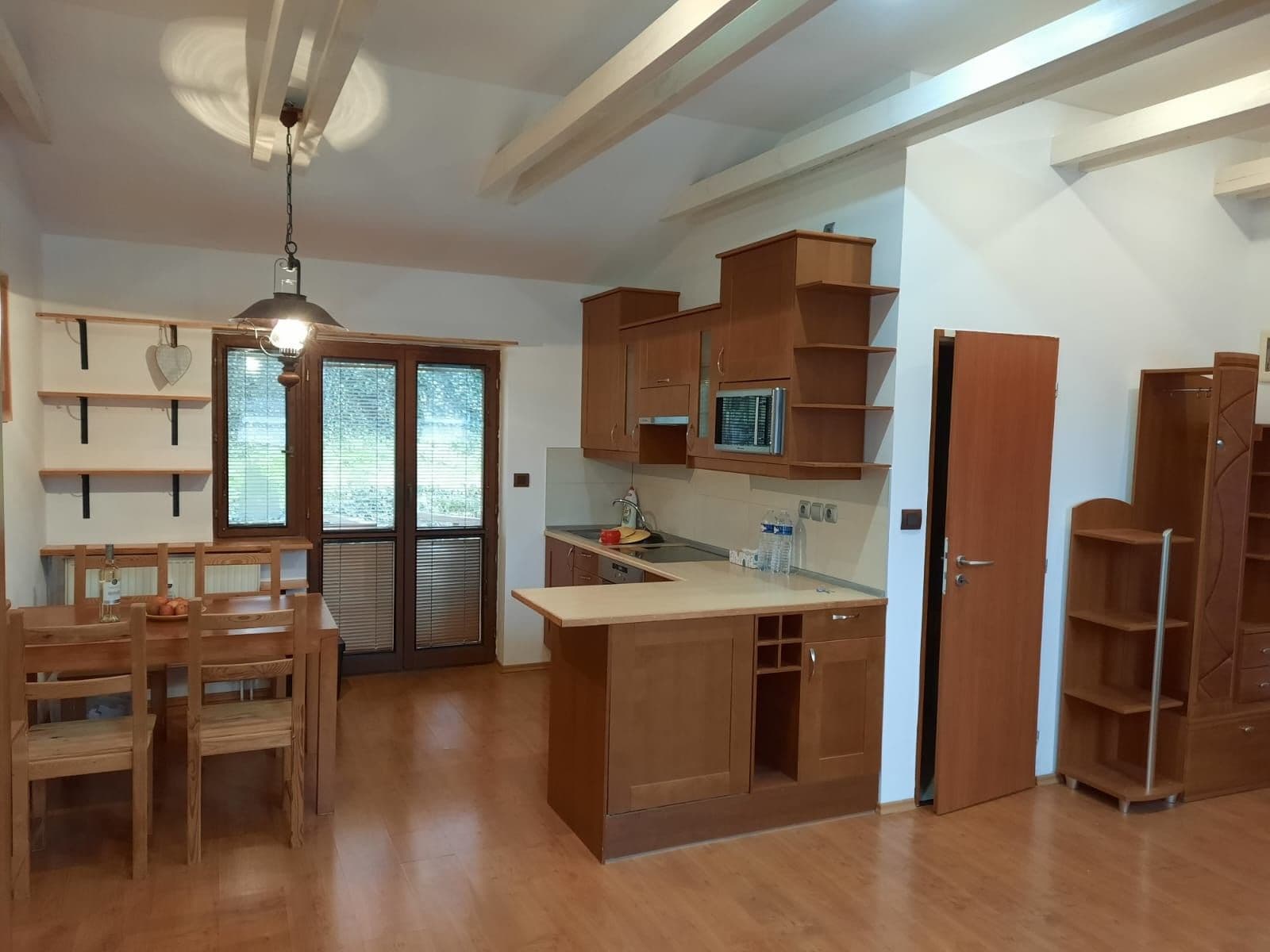 Prodej bytu 1+kk 39 m², Pod Rybníčkem, Praha, Praha Prodej bytu 1+kk 39 m², Pod Rybníčkem, Praha, Praha