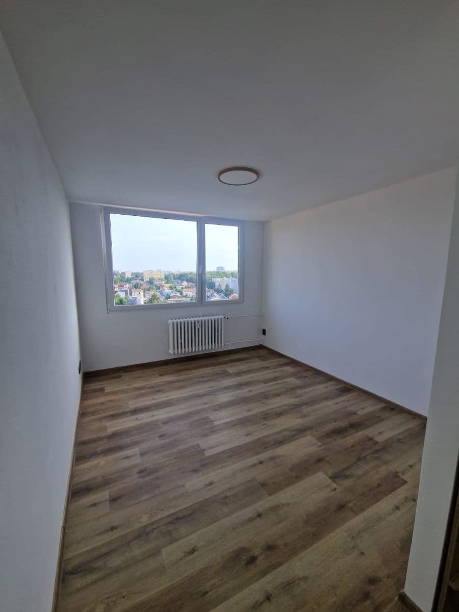 Prodej bytu 2+kk 44 m², Křivenická, Praha, Praha Prodej bytu 2+kk 44 m², Křivenická, Praha, Praha