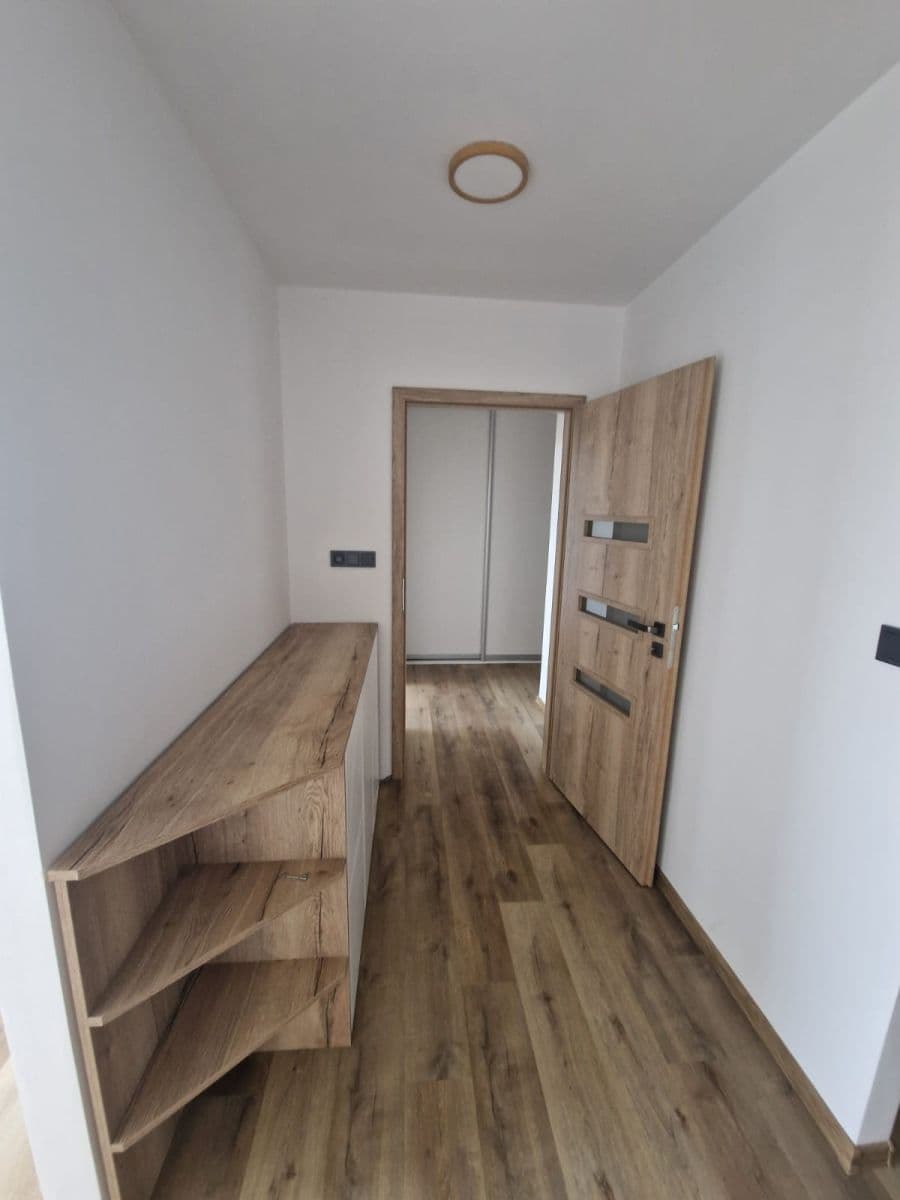 Prodej bytu 2+kk 44 m², Křivenická, Praha, Praha Prodej bytu 2+kk 44 m², Křivenická, Praha, Praha