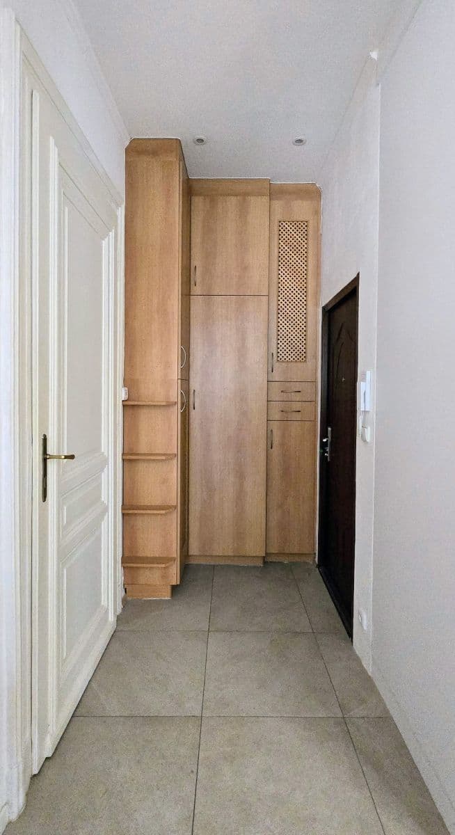 Prodej bytu 3+kk 91 m², Krále Jiřího, Karlovy Vary, Karlovarský kraj Prodej bytu 3+kk 91 m², Krále Jiřího, Karlovy Vary, Karlovarský kraj