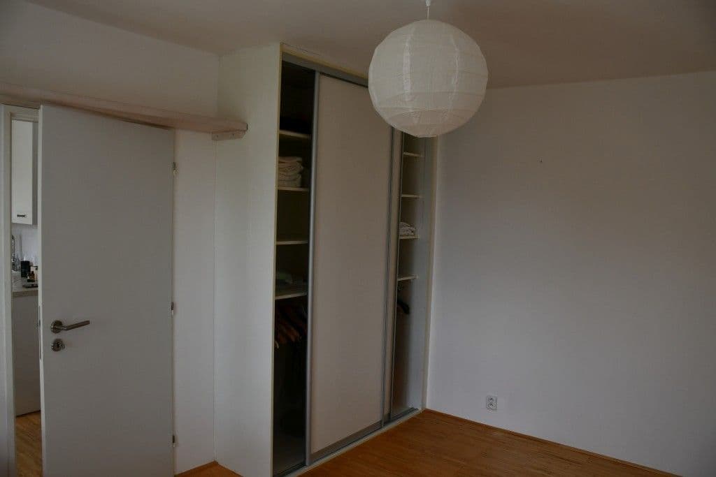 Pronájem bytu 1+1 32 m², Sibiřská, Brno, Jihomoravský kraj Pronájem bytu 1+1 32 m², Sibiřská, Brno, Jihomoravský kraj